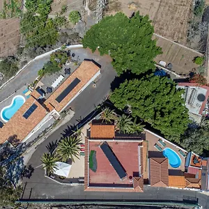 https://casa-rural-finca-las-dulces.in-canary-islands.com
